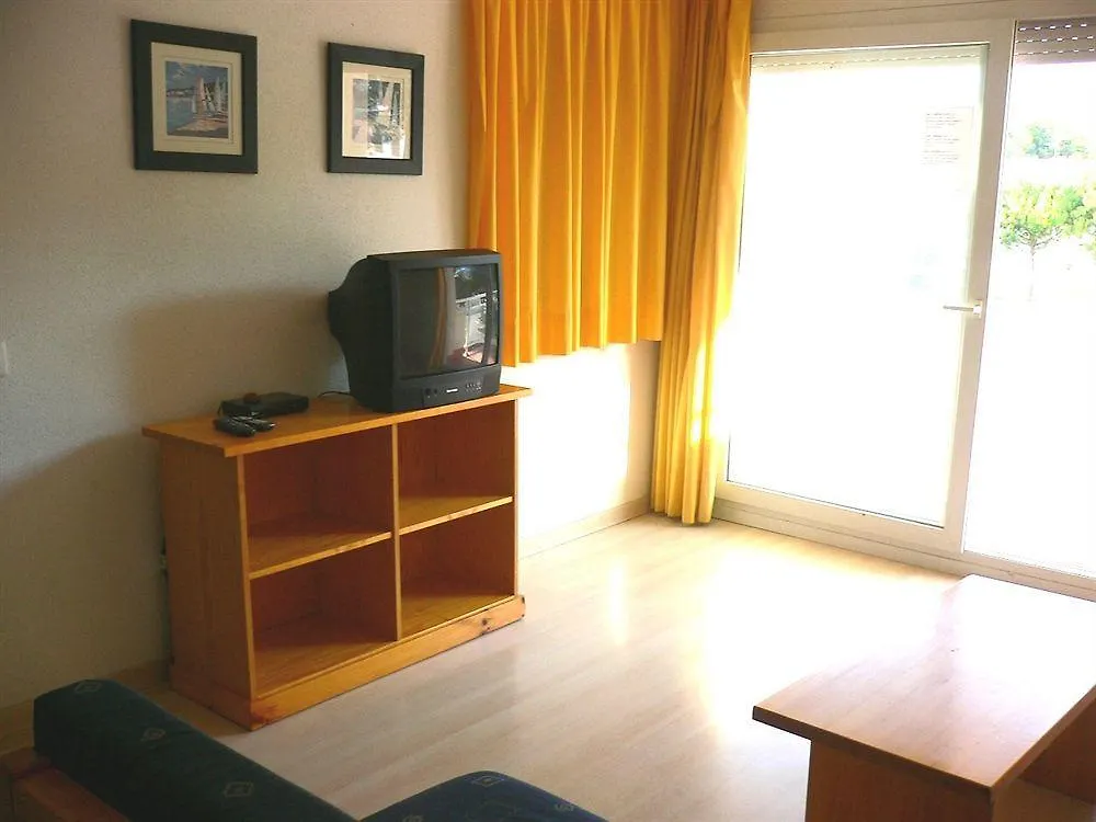 Rvhotels Port Canigo Roses Aparthotel